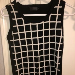the limited black vest for women